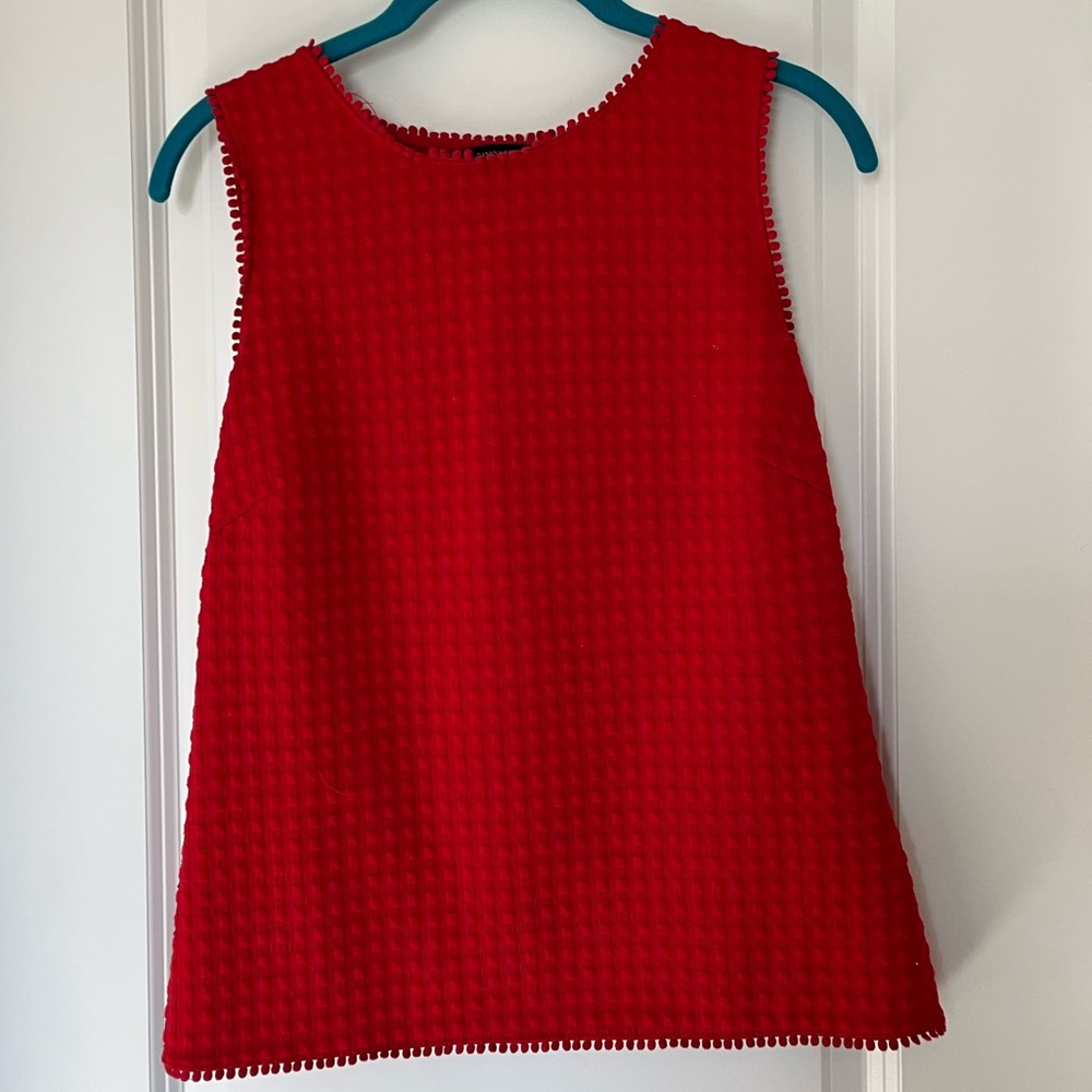 Banana Republic XS Red Sleeveless Top Tulip Back Scalloped Tank